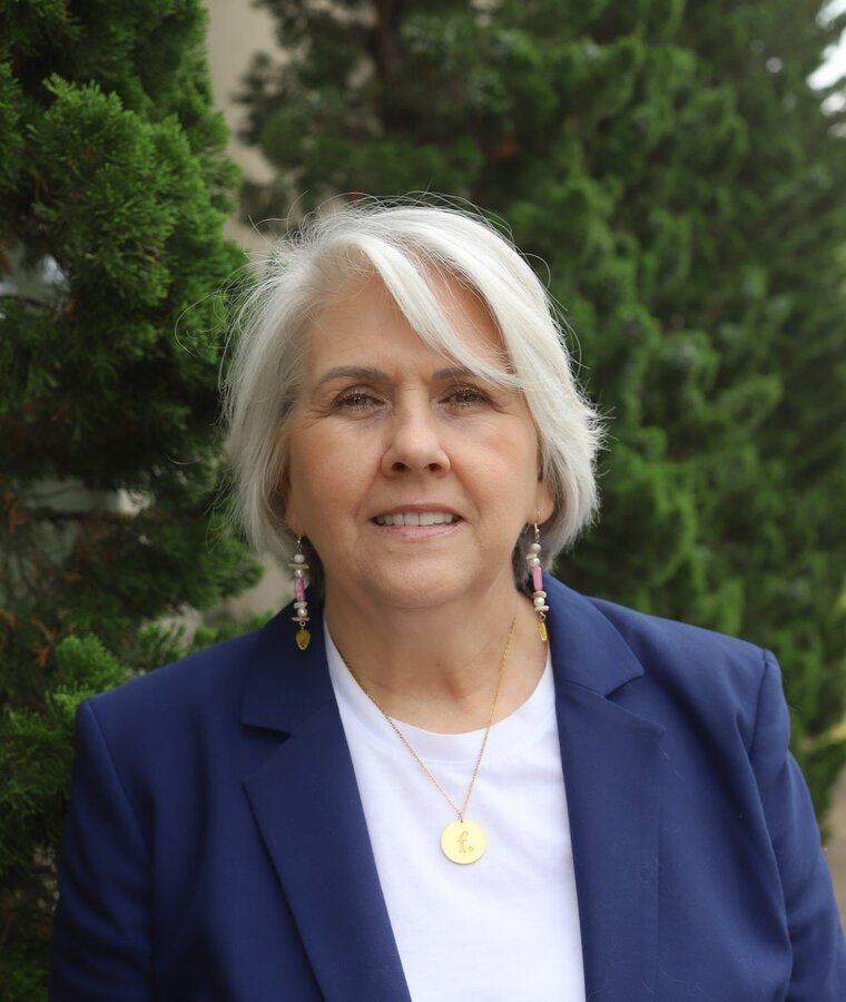 Laura Clinton Agent Photo